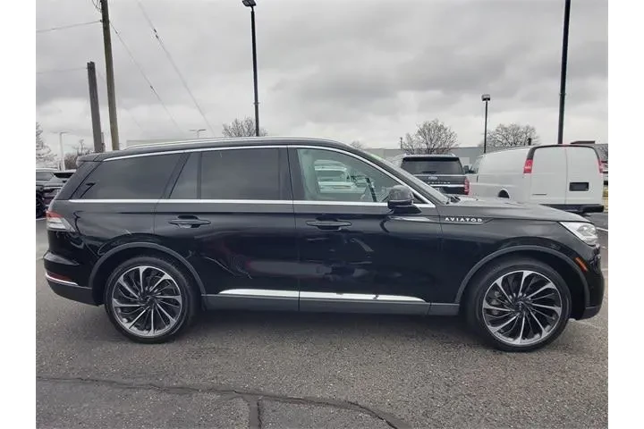 $34988 : Lincoln Aviator 2021 AWD Res image 8