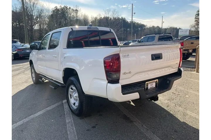 $17985 : Toyota Tacoma 2021 4x4 TRD S image 7