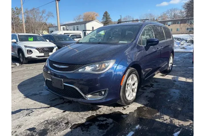 $12995 : 2017 PACIFICA image 7
