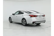$16998 : Nissan Altima 2020 2.5 SV 4d thumbnail