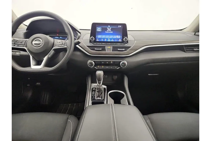 $21998 : Nissan Altima 2023 2.5 SV 4d image 9