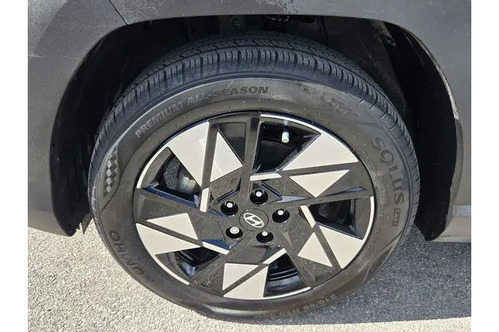 $18725 : Hyundai KONA 2024 SEL 4dr Cr image 9