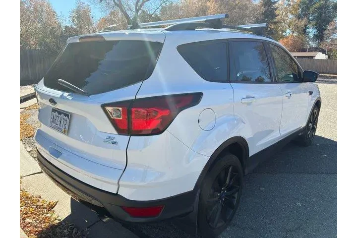 $11988 : Ford Escape 2019 AWD SE 4dr image 7