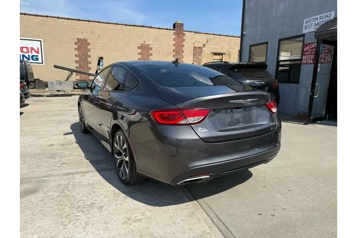 $9995 : 2015 200 S AWD image 4