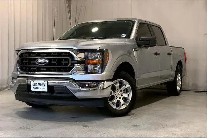 $28761 : Ford F-150 2023 4x2 XLT 4dr image 2