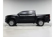 $32998 : Toyota Tacoma 2024 4x2 SR 4d thumbnail