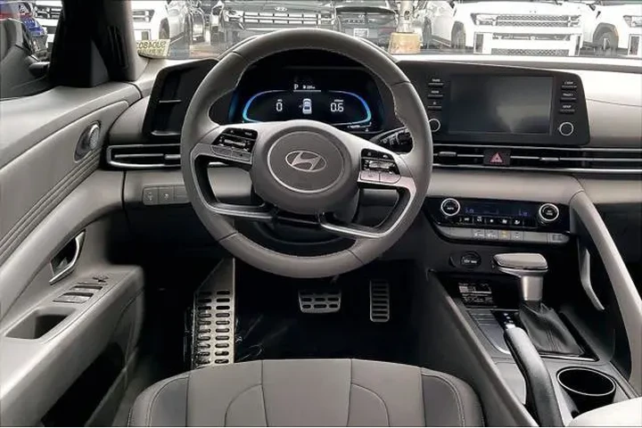 $22654 : Hyundai ELANTRA 2025 SEL Spo image 6