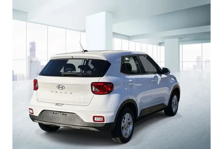 $15999 : Hyundai VENUE 2023 SE 4dr Cr image 4