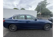 $31943 : BMW 3 Series 2022 AWD 330i x thumbnail