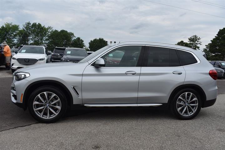 2019 BMW X3 sDrive30i image 2