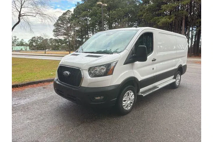 $32191 : Ford Transit 2024 250 3dr LW image 7