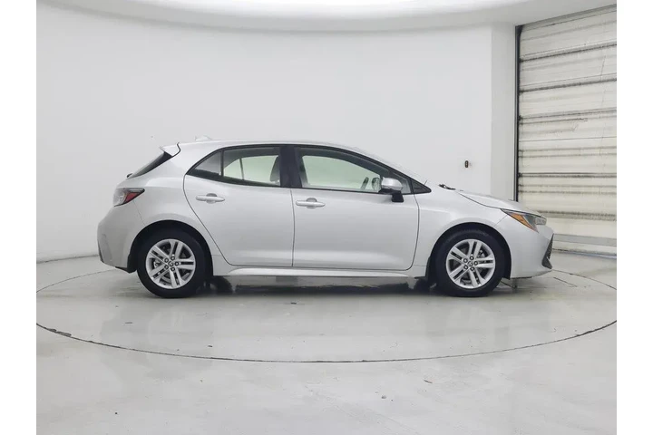 $21998 : Toyota Corolla Hatchback 202 image 7