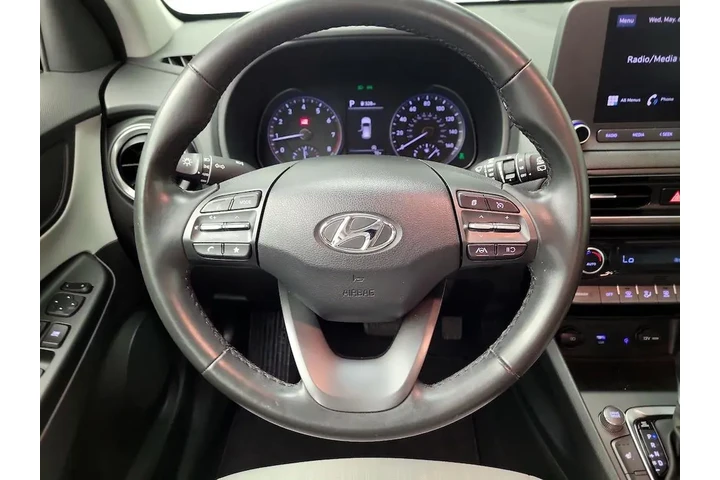 $19998 : Hyundai KONA 2022 AWD SEL 4d image 10
