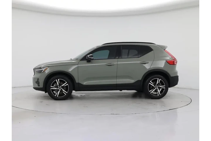 $29998 : Volvo XC40 2024 AWD B5 Core image 3