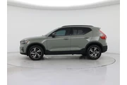 $29998 : Volvo XC40 2024 AWD B5 Core thumbnail