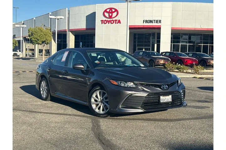 $25540 : Toyota Camry 2022 LE 4dr Sed image 1
