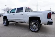 $34889 : GMC Sierra 1500 2016 4x4 SLT thumbnail