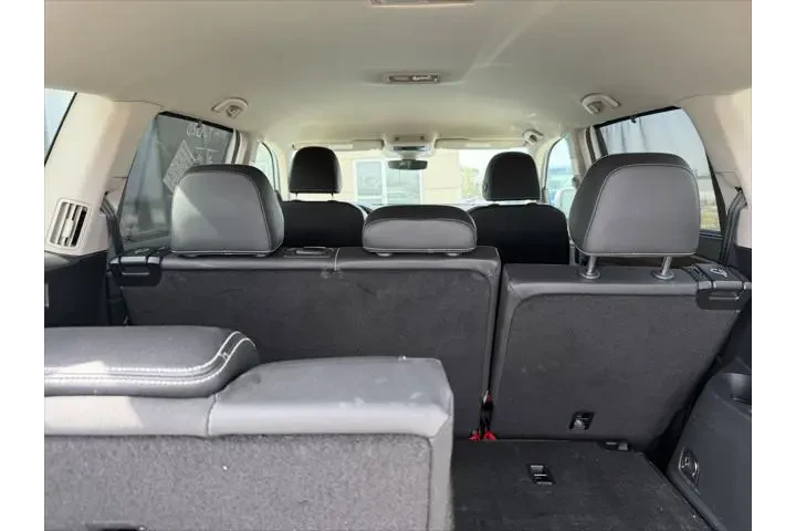 $33223 : Volkswagen Atlas 2025 AWD SE image 5