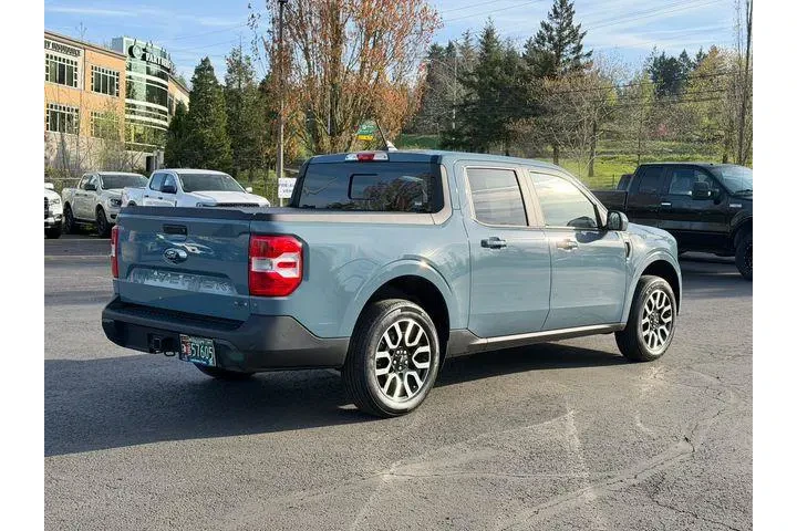 $34995 : Ford Maverick 2022 AWD XL 4d image 4