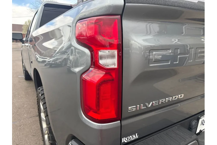 $35995 : 2019 Silverado 1500 High Coun image 8