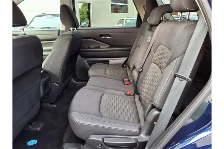 $24972 : Nissan Pathfinder 2022 SV 4d image 9