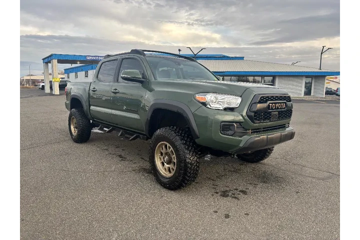$36999 : Toyota Tacoma 2022 4x4 SR5 V image 7
