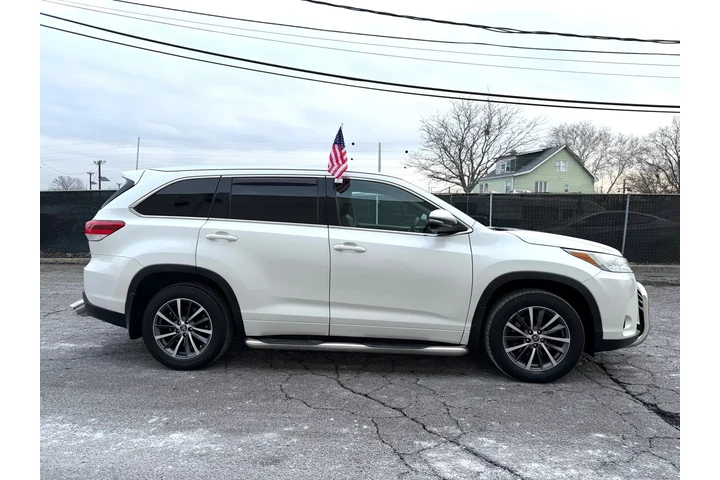 $20888 : 2018 Highlander XLE V6 AWD (N image 8
