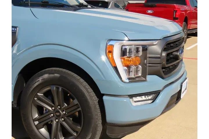 $35999 : Ford F-150 2023 4x2 XLT 4dr image 6