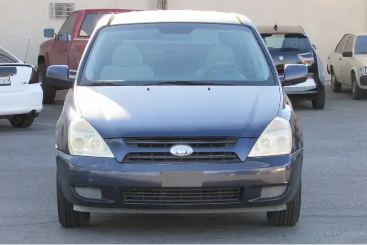 $4995 : 2006 Sedona LX image 4