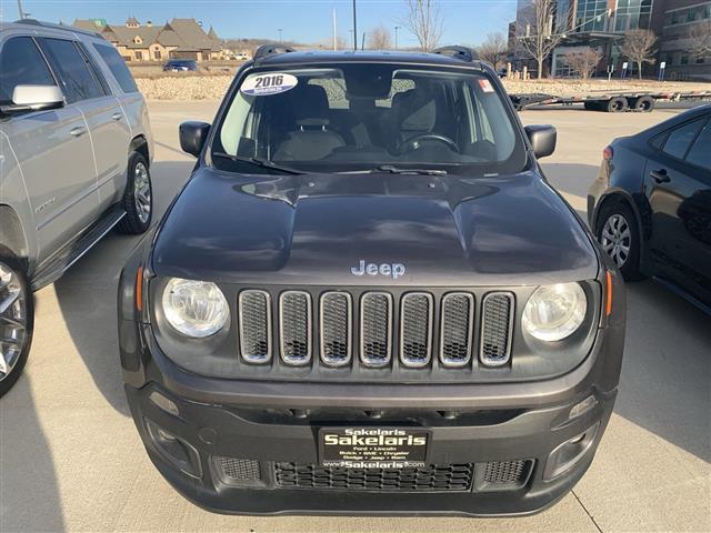 $29860 : 2016 Renegade Latitude 4x4 SU image 10