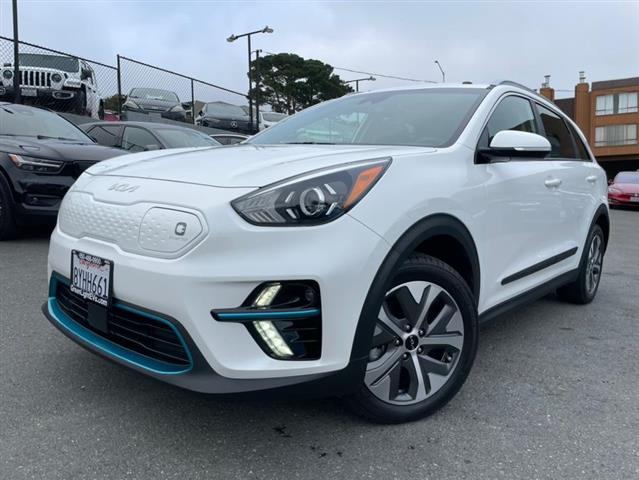 $24400 : Used 2022 Niro EV EX Premium image 2