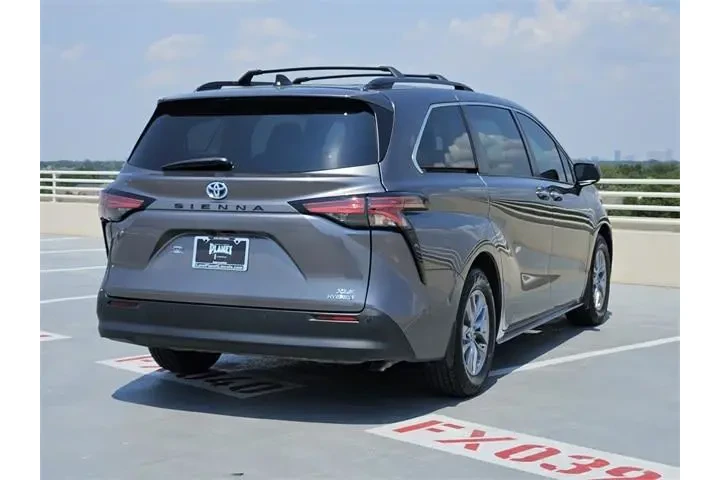 $33433 : Toyota Sienna 2022 XLE 8-Pas image 7