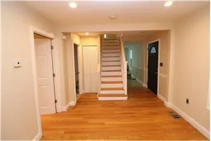 $3500 : Rental property with 3 bedro image 6