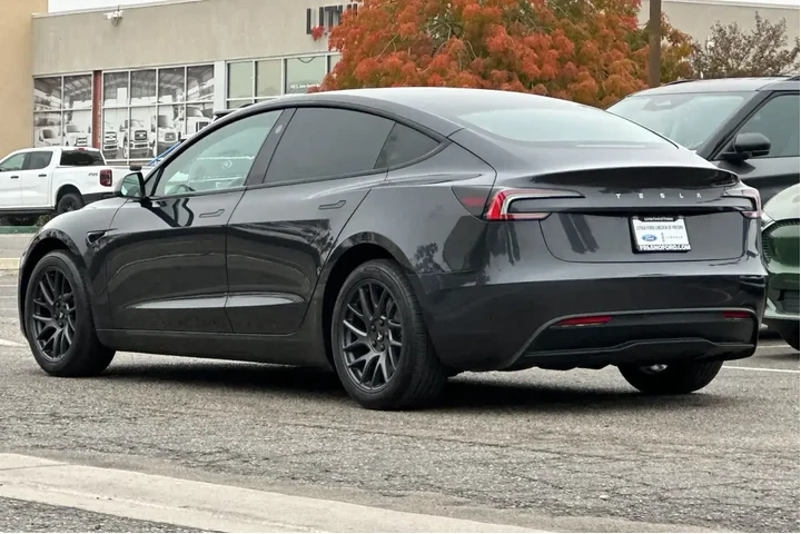 $36689 : Tesla Model 3 2025 Long Rang image 6