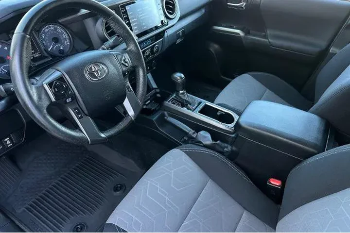 $36995 : Toyota Tacoma 2022 4x2 TRD O image 9