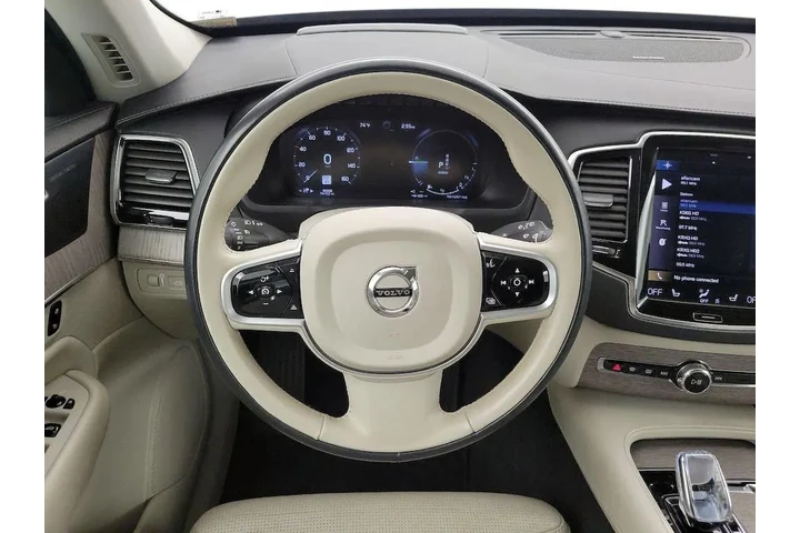 $37998 : Volvo XC90 Recharge 2021 eAW image 10