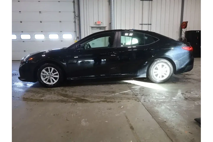 $24277 : Toyota Camry 2025 SE 4dr Sed image 5