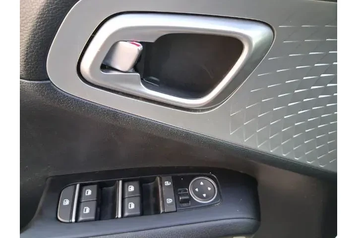 $21926 : Kia Soul 2024 S 4dr Crossove image 9