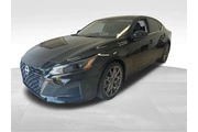 $24228 : Nissan Altima 2023 2.0 SR 4d thumbnail