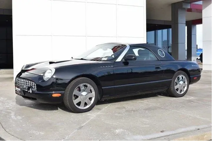 $14895 : Ford Thunderbird 2002 Deluxe image 2
