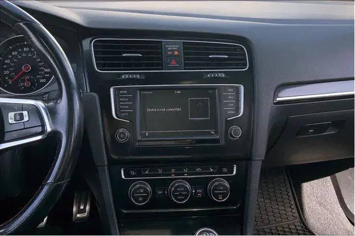 $13995 : Volkswagen Golf GTI 2016 S 4 image 6