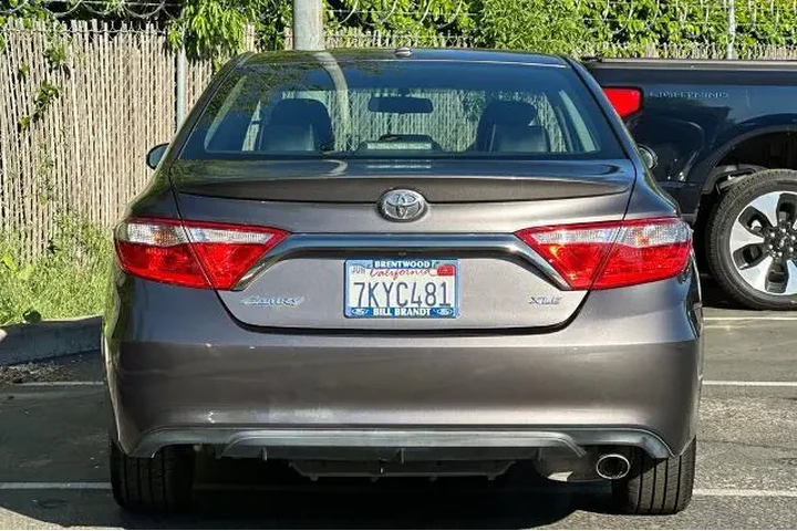 $14598 : Toyota Camry 2015 SE 4dr Sed image 8