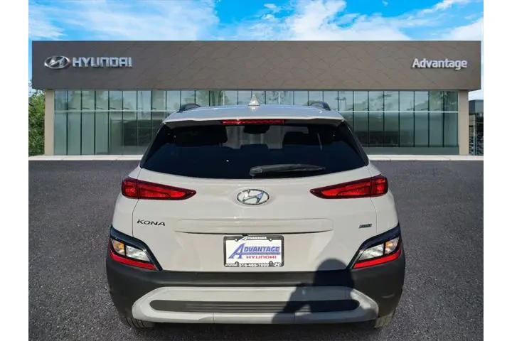 $21875 : Hyundai KONA 2023 AWD SEL 4d image 5