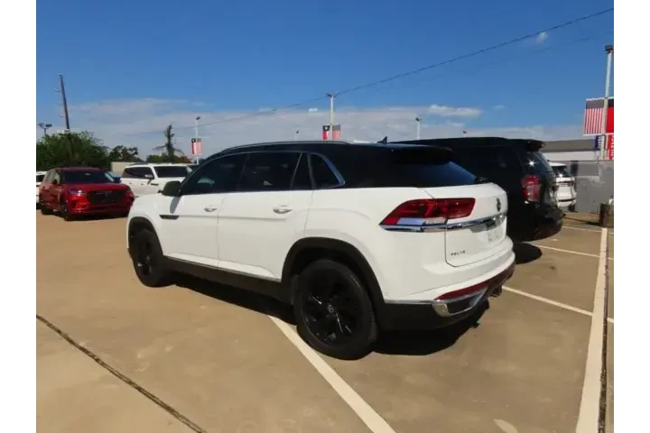 $27933 : Volkswagen Atlas Cross Sport image 7