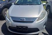 $7800 : 2013 Fiesta SE thumbnail