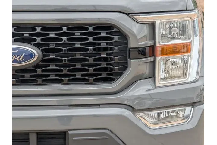 $27495 : Ford F-150 2021 4x2 XL 4dr S image 8