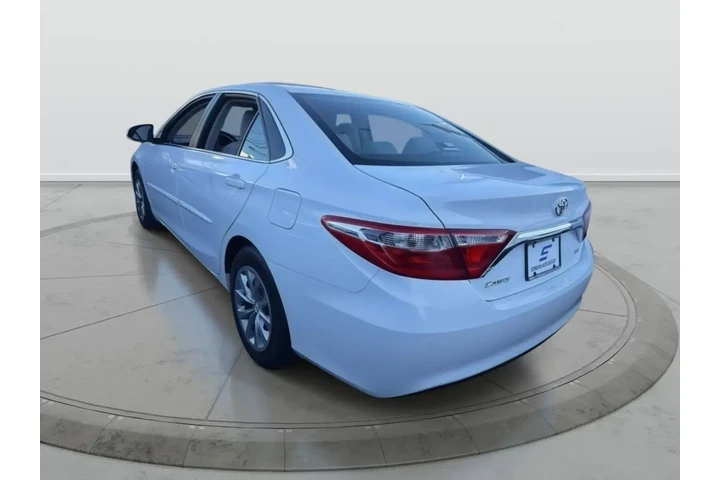 $18298 : Toyota Camry 2017 LE 4dr Sed image 5
