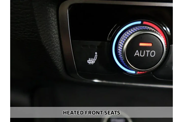 $29993 : Audi Q3 2023 AWD quattro S l image 8