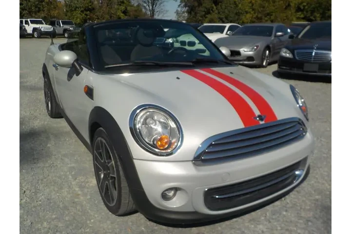 $11551 : 2015 Convertible Base Roadster image 8