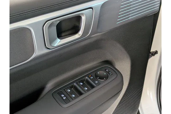 $36777 : Hyundai SANTA FE Hybrid 2026 image 9